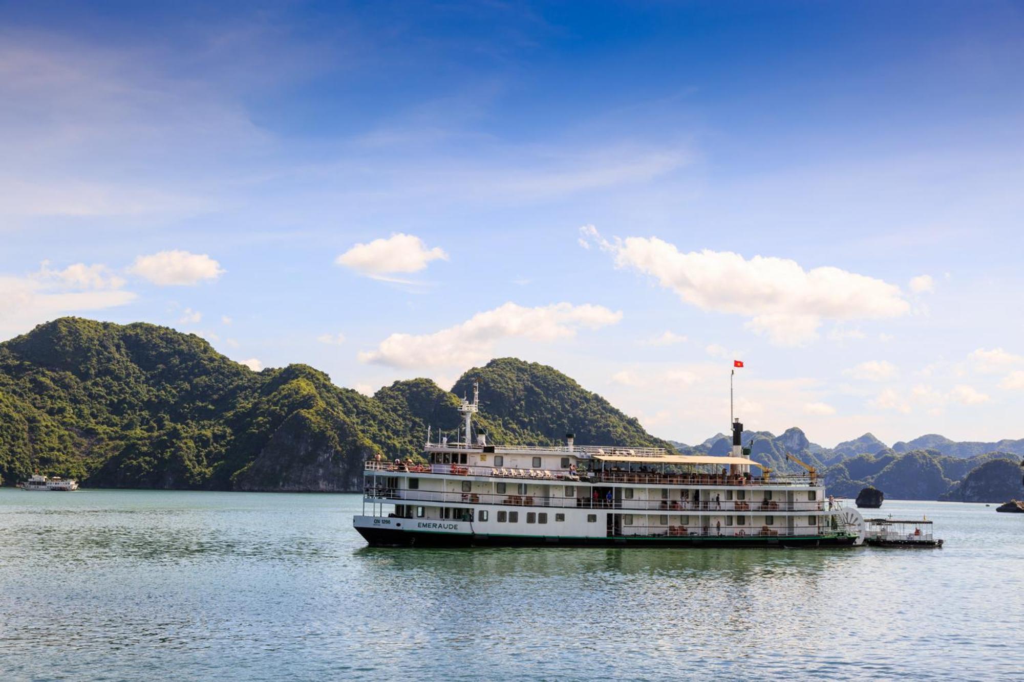Emeraude Classic Cruises Ha Long Esterno foto